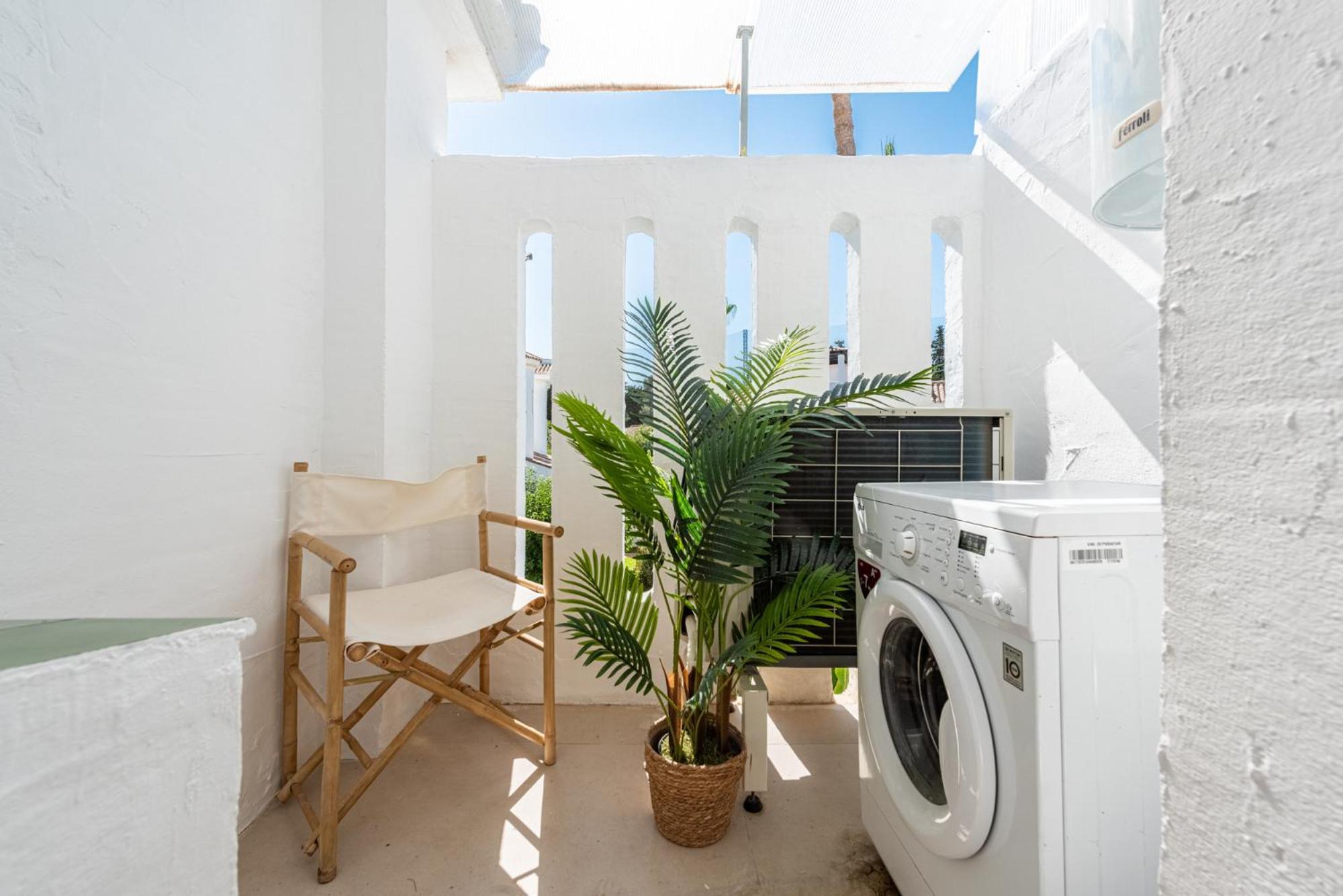 Apartamento Naranjos Modern 2 Bedroom Penthouse With Views Marbella