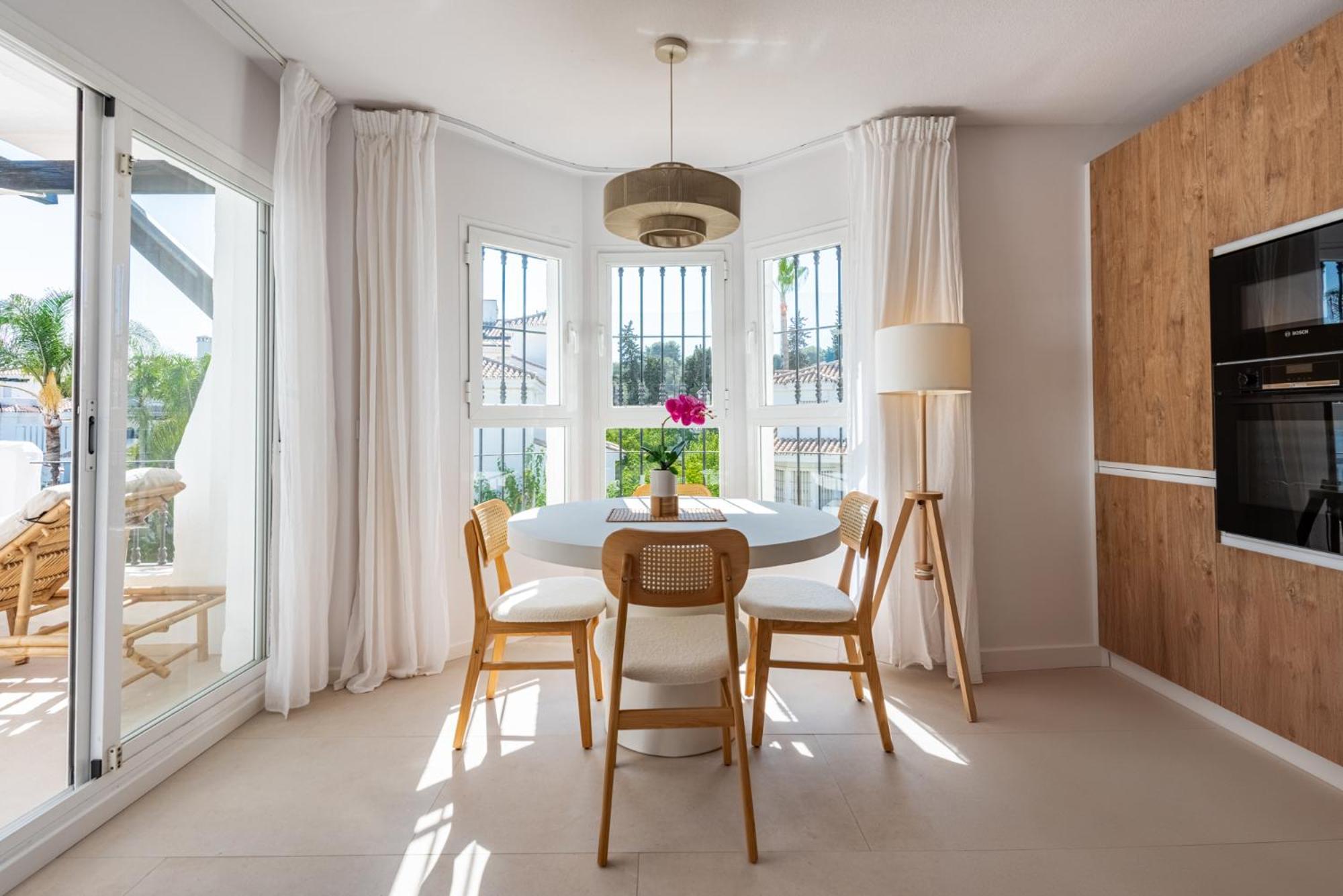 Naranjos Modern 2 Bedroom Penthouse With Views Apartment Marbella